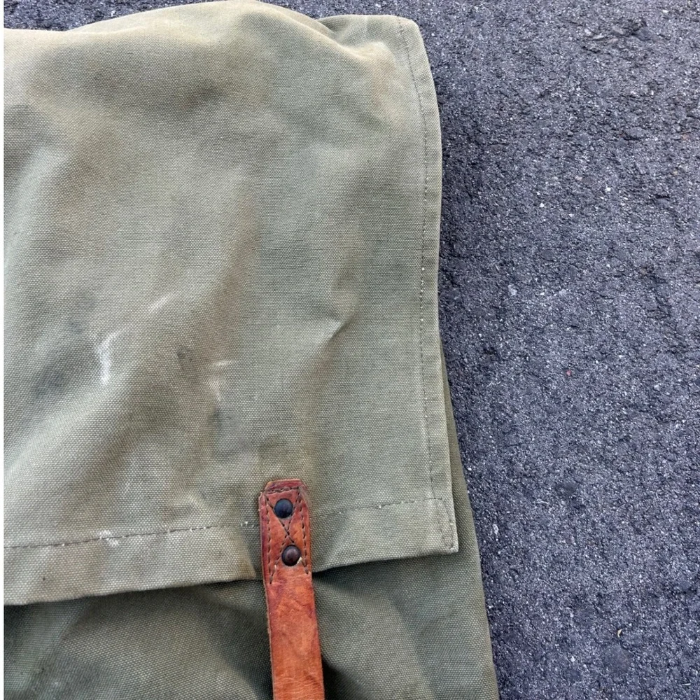 Duluth Pack Vintage Canvas Canoe Pack Rucksack Olive Green Leather Made in USA - Picture 5 of 16